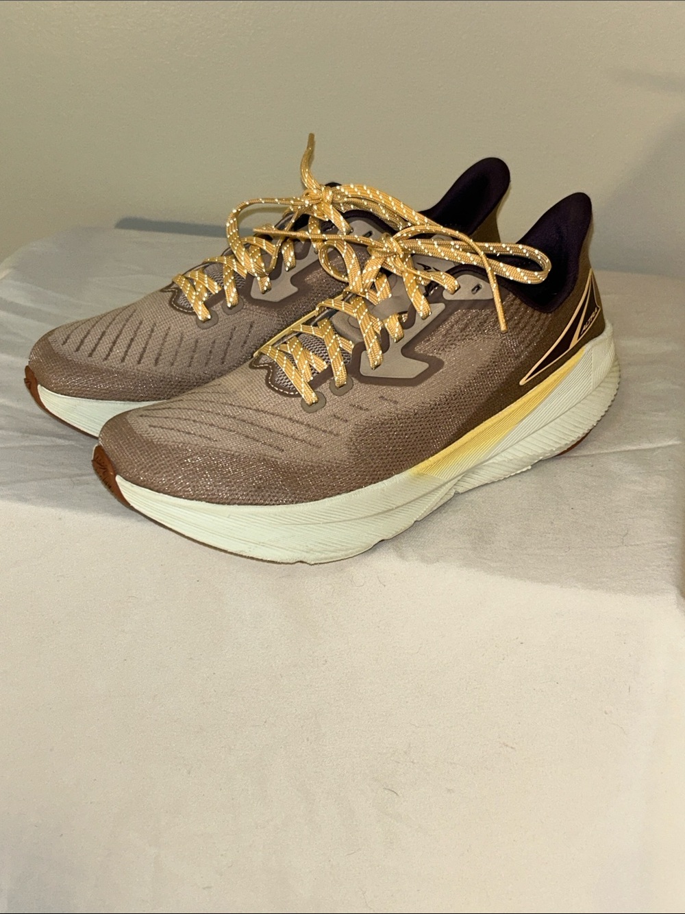 Altra Experience Flow Running Shoe